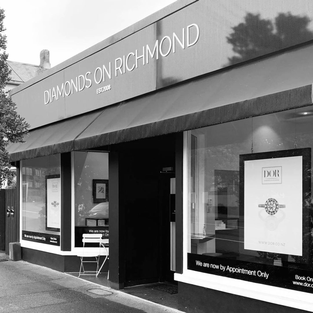 Shop front - Diamonds On Richmond_sq_bw_1080.jpg