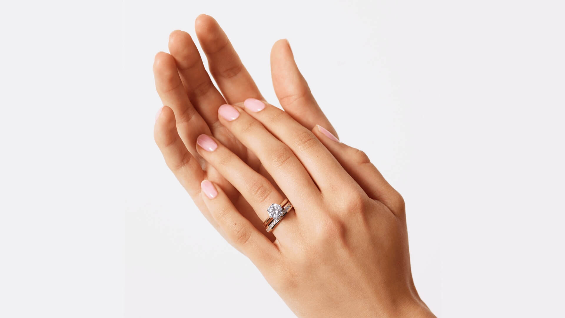 5 Things You Should Know Before Buying An Engagement Ring